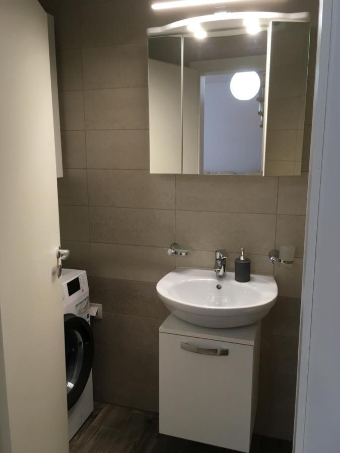 Apartament Avangarden Ema Rosu Braşov Buitenkant foto